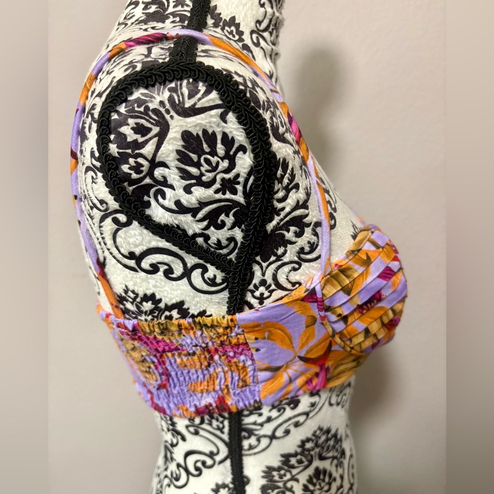 FARM RIO Banana Pingo Printed Bralette Top - Picture 9 of 11